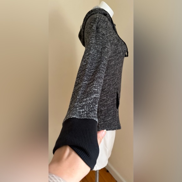 LMossimo Supply Co. Cozy Gray/Black Pullover Hoodie Sweater SZ XS Thumb … - Picture 4 of 12
